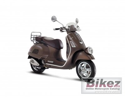 2012 Vespa GTV 300 photo